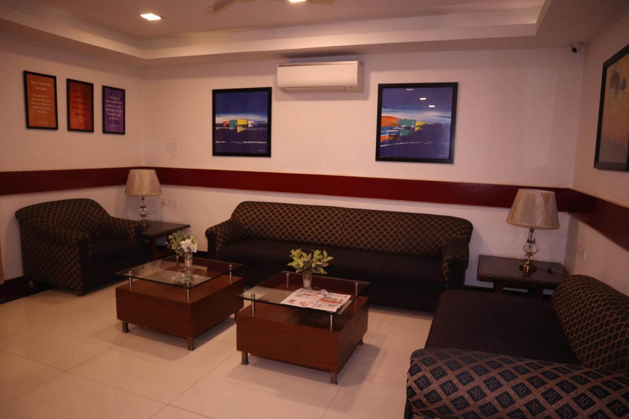 Sri Sai Ram Suites 벵갈루루 외부 사진
